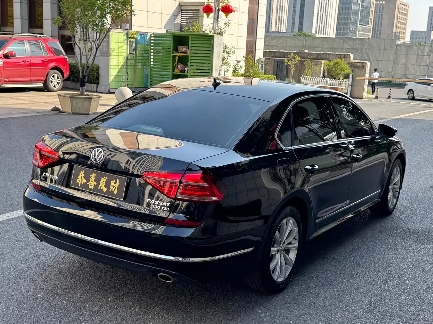 Volkswagen Passat 2017 330TSI DSG Prestige фото 9