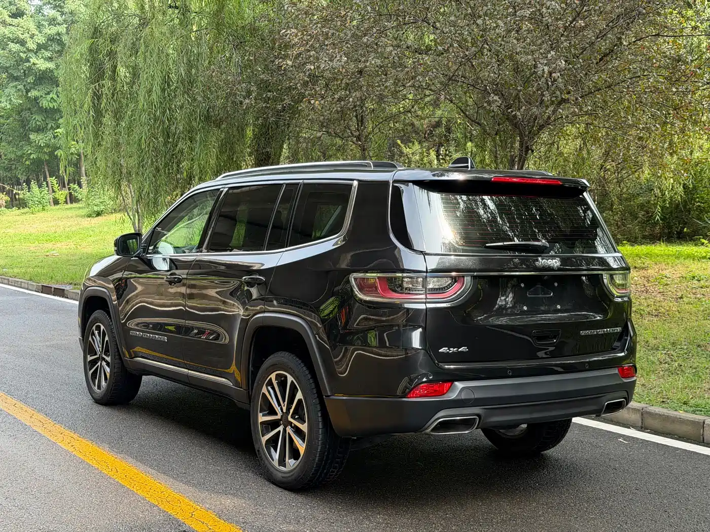 Jeep Grand Commander 2020 2018 2.0T 4WD Joy Edition (China VI)