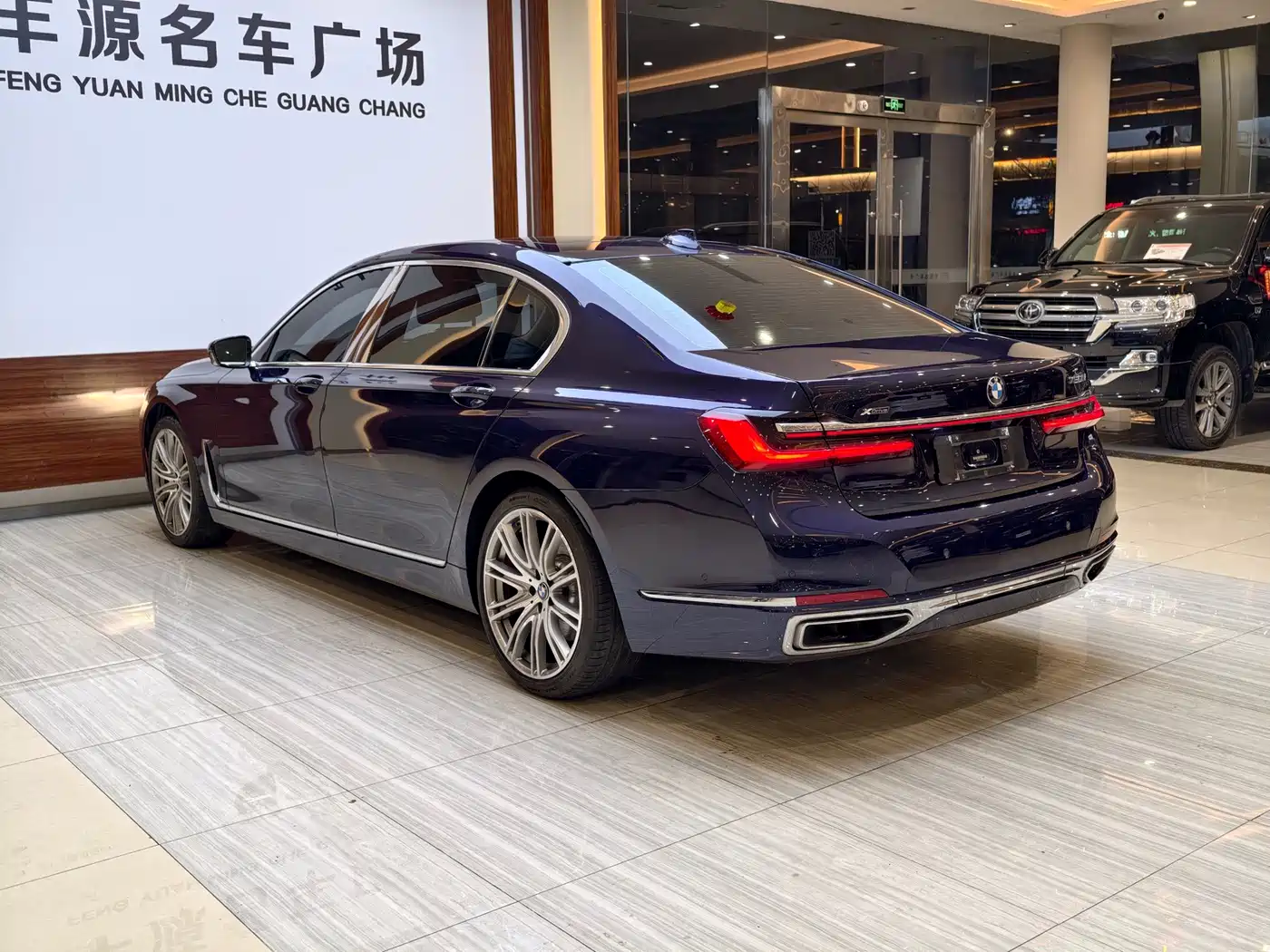 BMW 7 Series 2019 740Li xDrive Executive Luxury Package фото 29