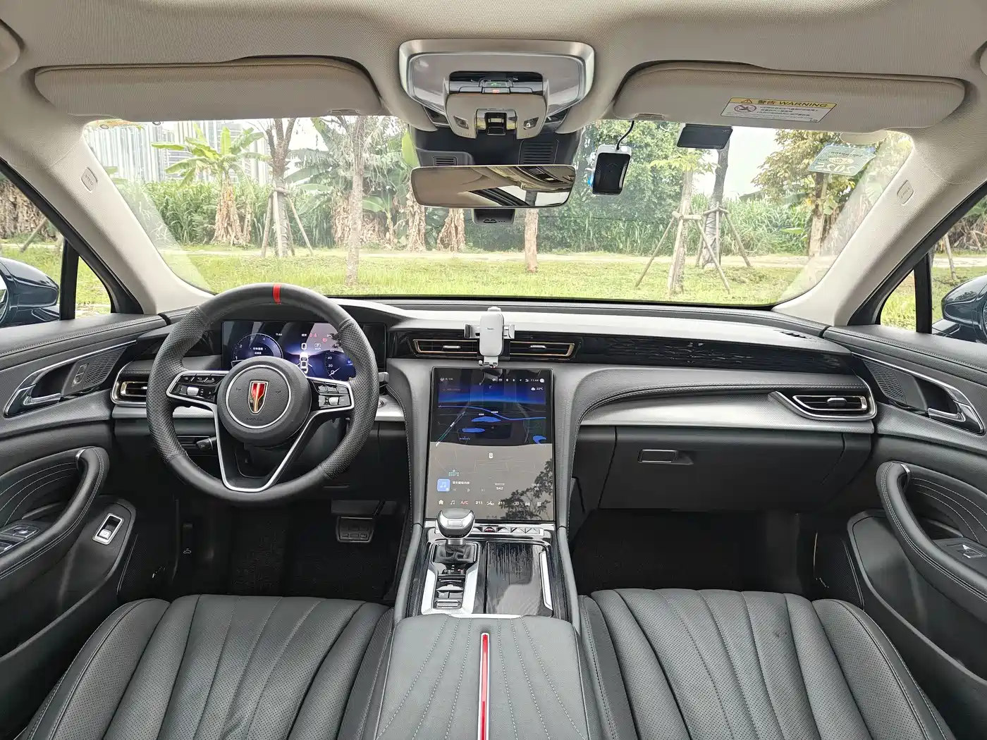 Hongqi H5 2024 2.0T Automatic Smart Connect Flag Smooth Edition фото 13