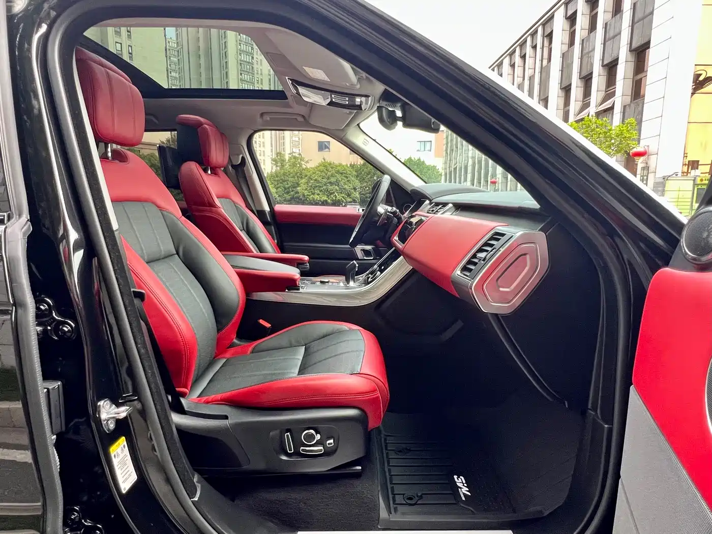 Land Rover Range Rover Sport 2020 3.0 L6 HSE DYNAMIC фото 31