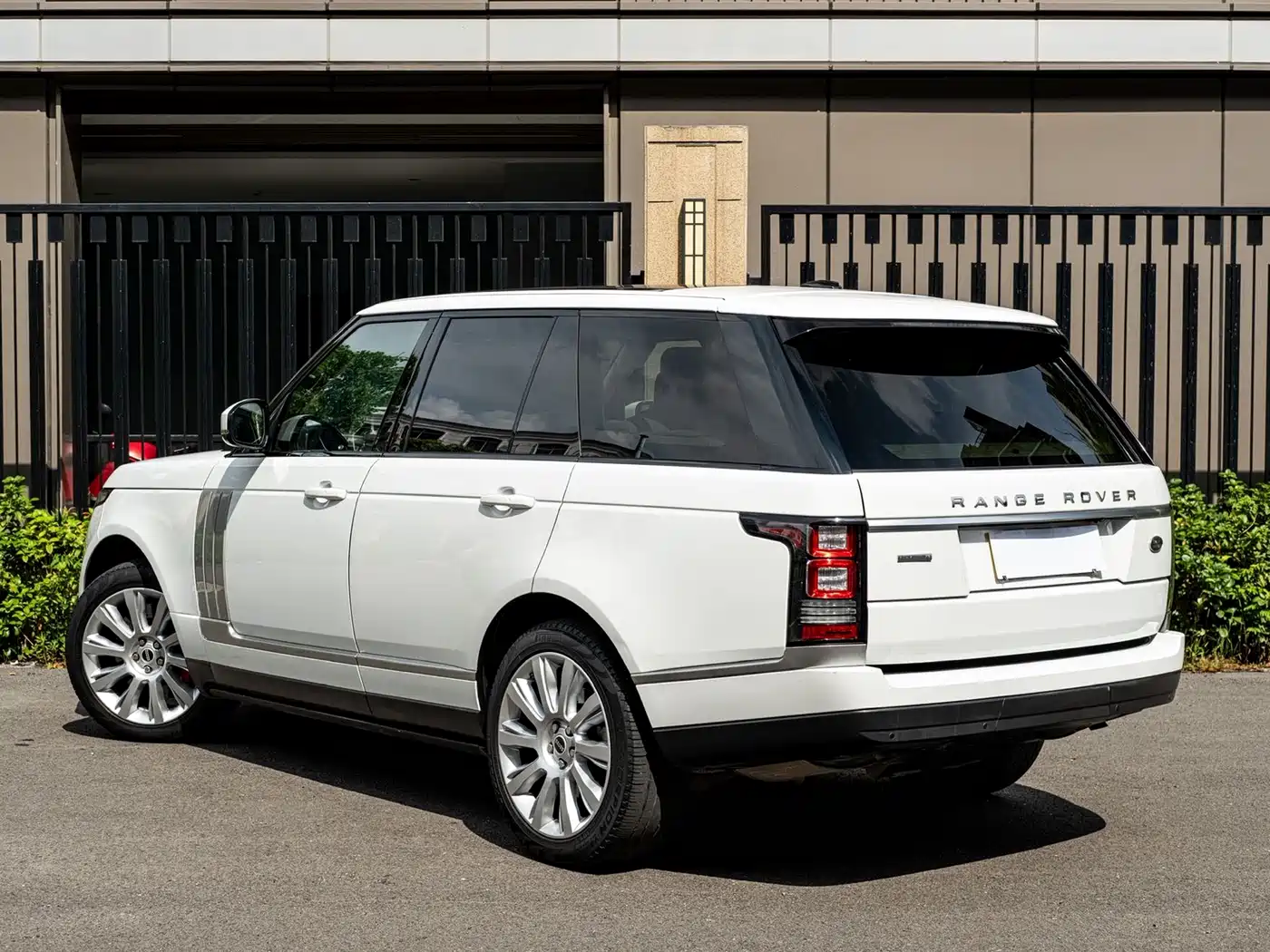 Land Rover Range Rover 2015 3.0 SC V6 Vogue фото 4