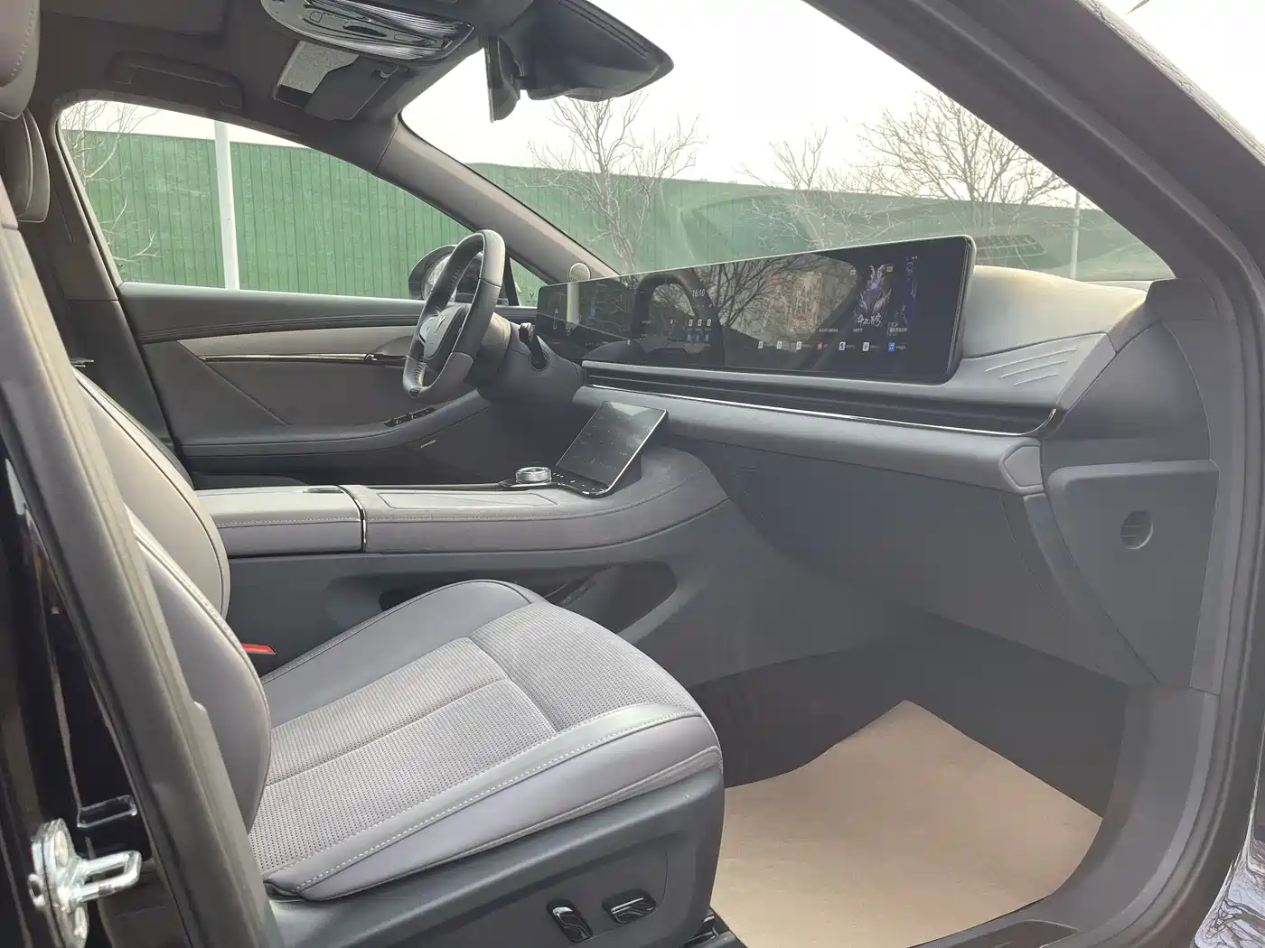 Voyah Auto VOYAH Zhuiguang 2024 PHEV AWD Ultra Long Range Flagship фото 15
