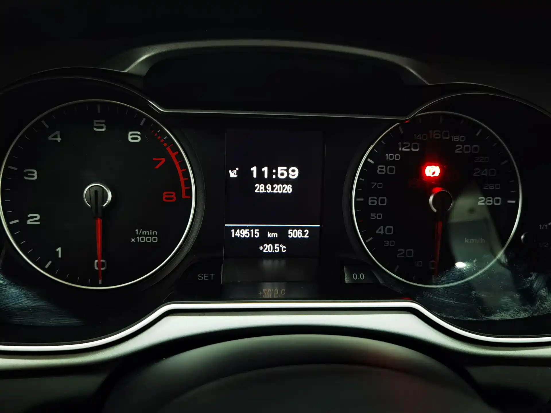 Фото 17 - Audi A4 (Import)