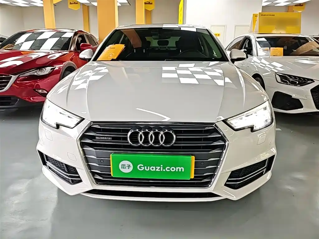 Audi A4L 2017 Model 45 TFSI quattro Sport Version фото 3