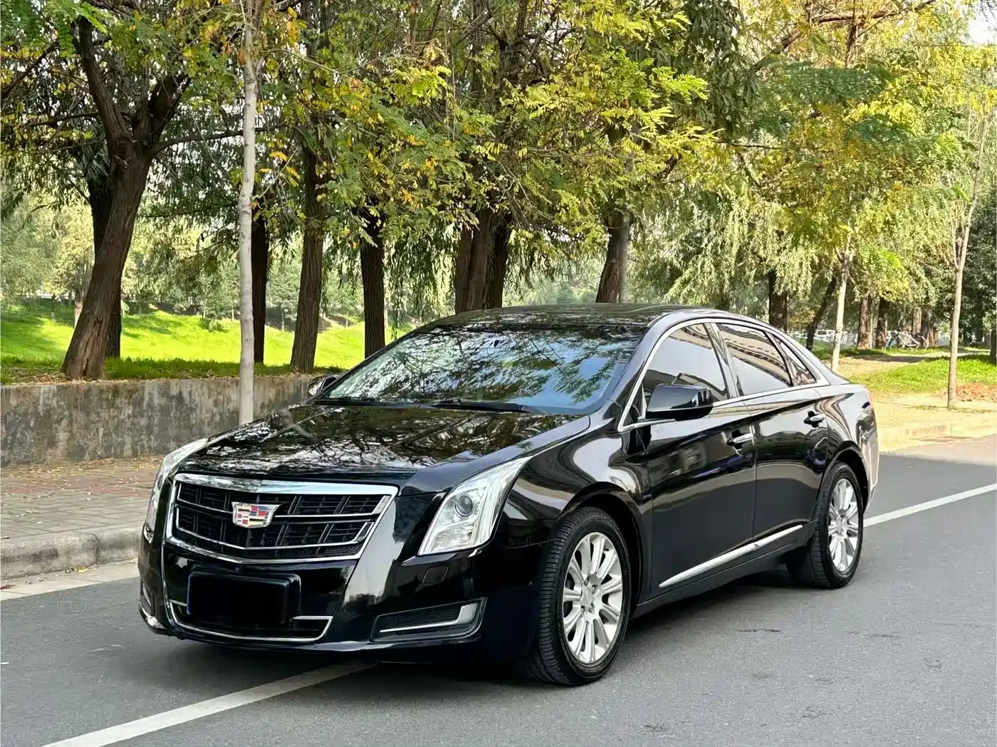 Cadillac XTS 2016 28T Technology фото 2