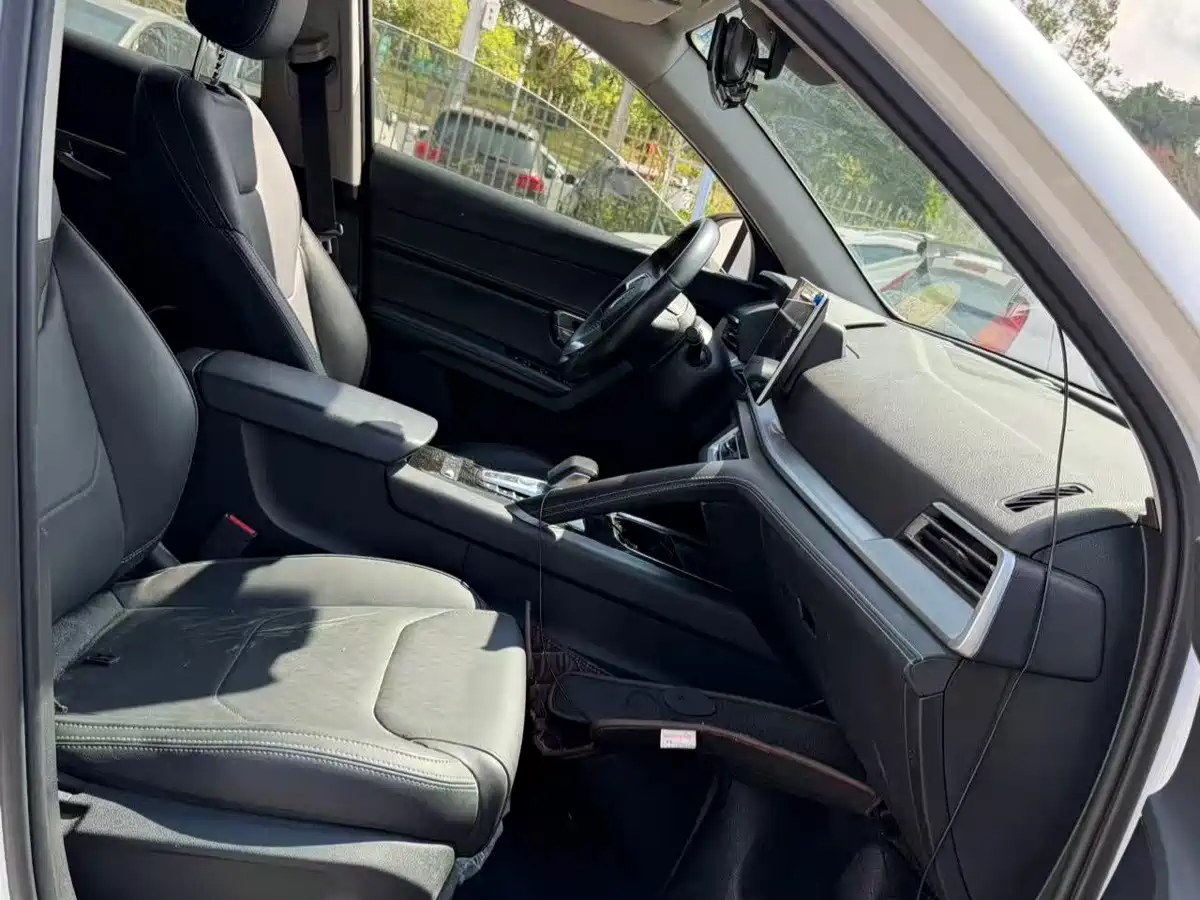 Фото 7 - BYD Song Pro
