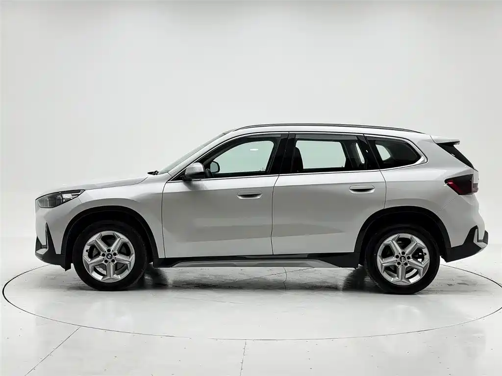 BMW X1 2023 sDrive20Li X Design Package фото 7