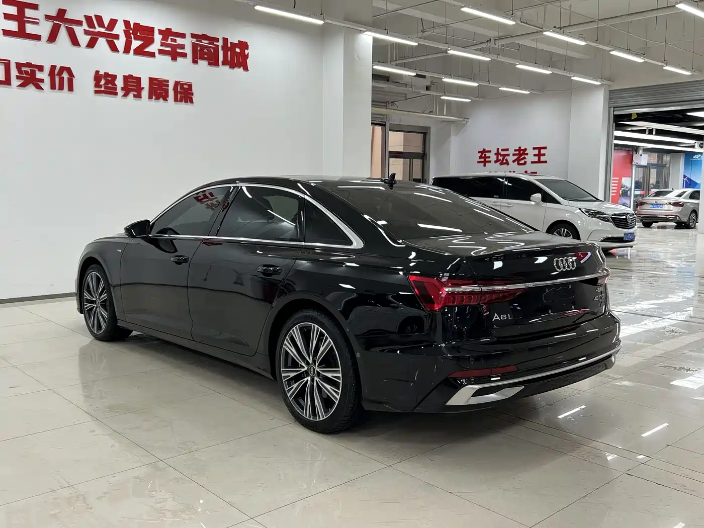 Audi A6L 2024 45 TFSI quattro Premium Dynamic фото 6