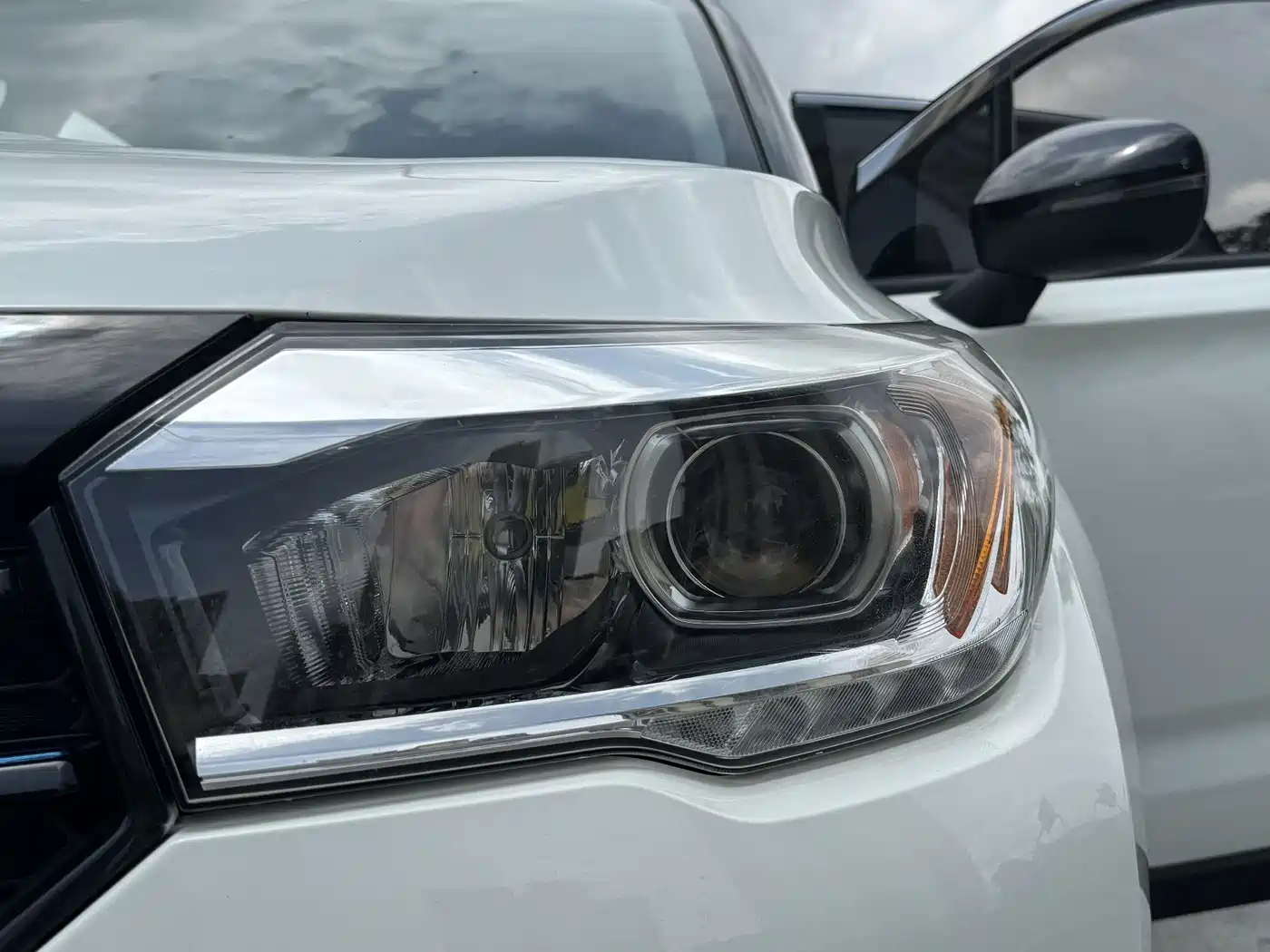 GAC Trumpchi Trumpchi GS4 New Energy 2017 1.5L PHEV Premium Edition фото 12