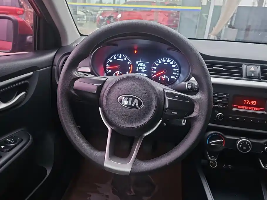 Kia K2 2017 2017 Sedan 1.4L MT GLS