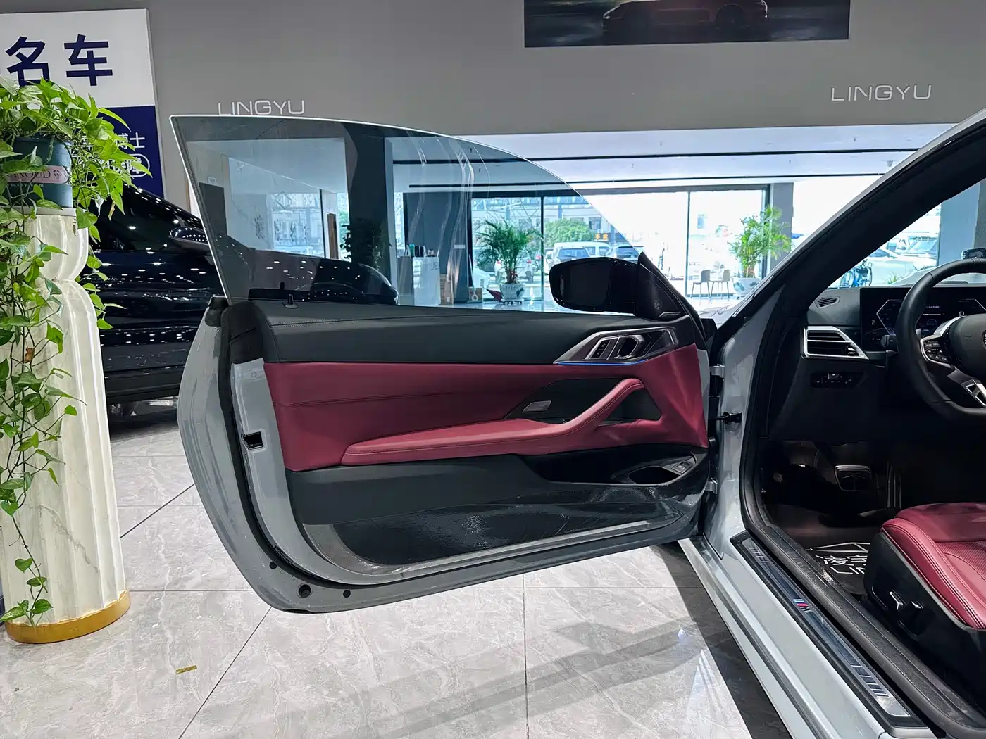 BMW 4 Series 2024 430i M Sport Shadow Edition фото 16
