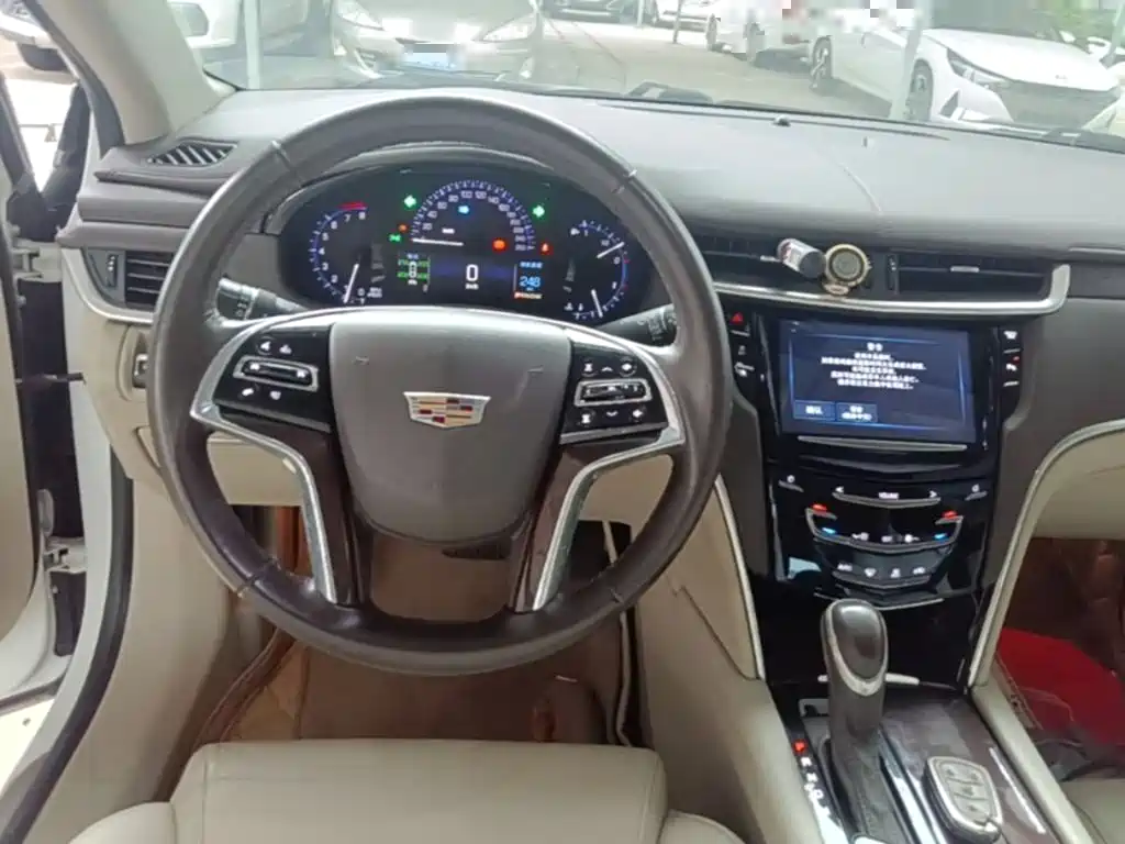 Photo 11 - Cadillac XTS