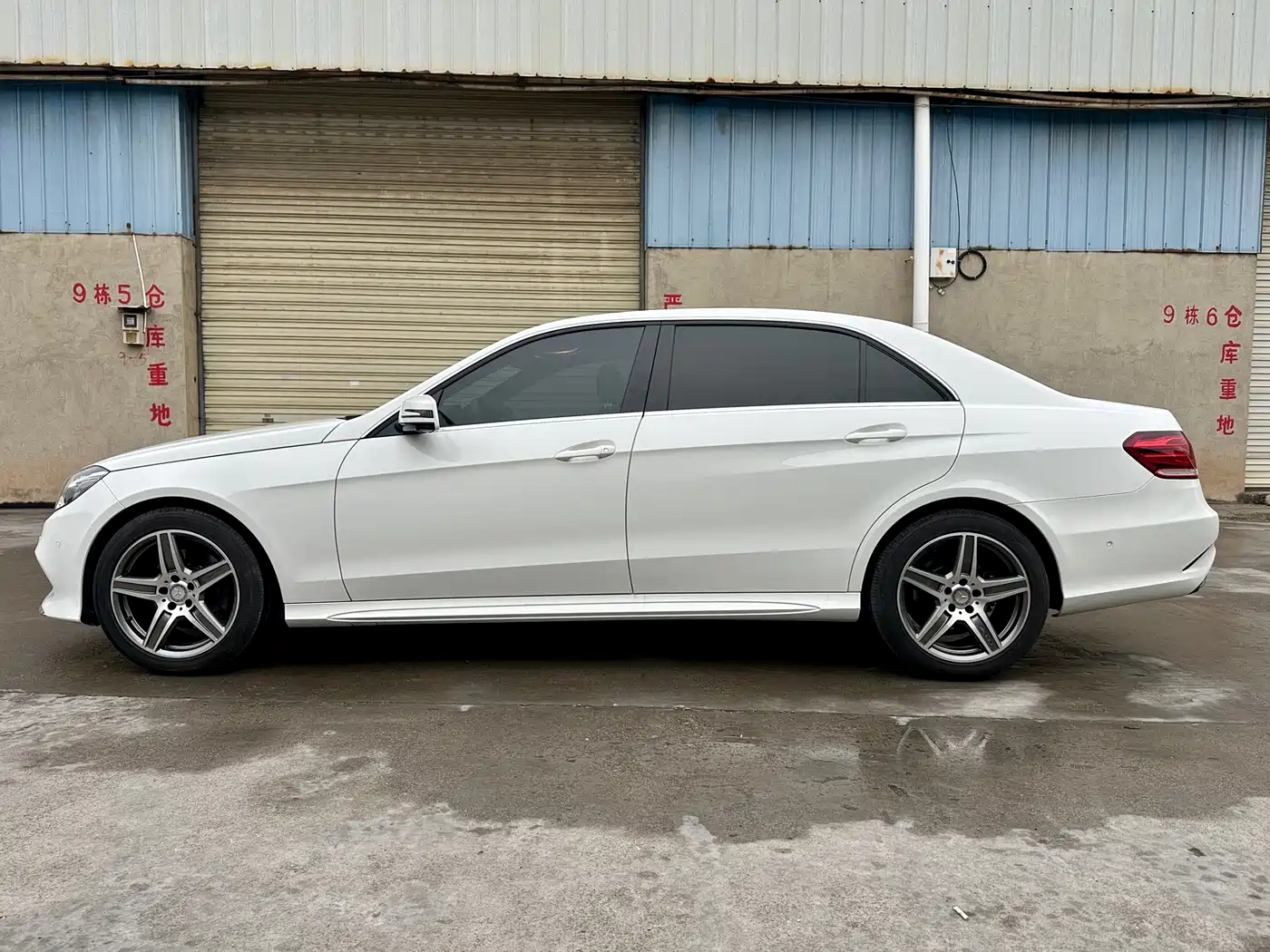 Mercedes-Benz E-Class 2015 E 320 L Sport 4MATIC фото 4