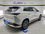 صورة 3 - Dongfeng Aeolus L8