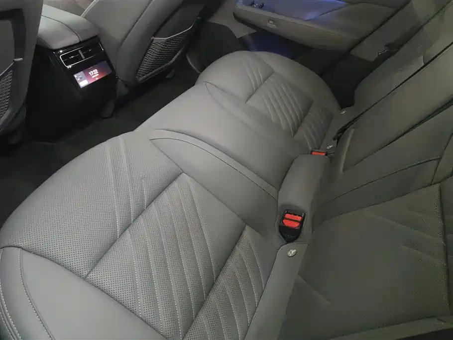 ZEEKR EXTREME KRYPTON 001