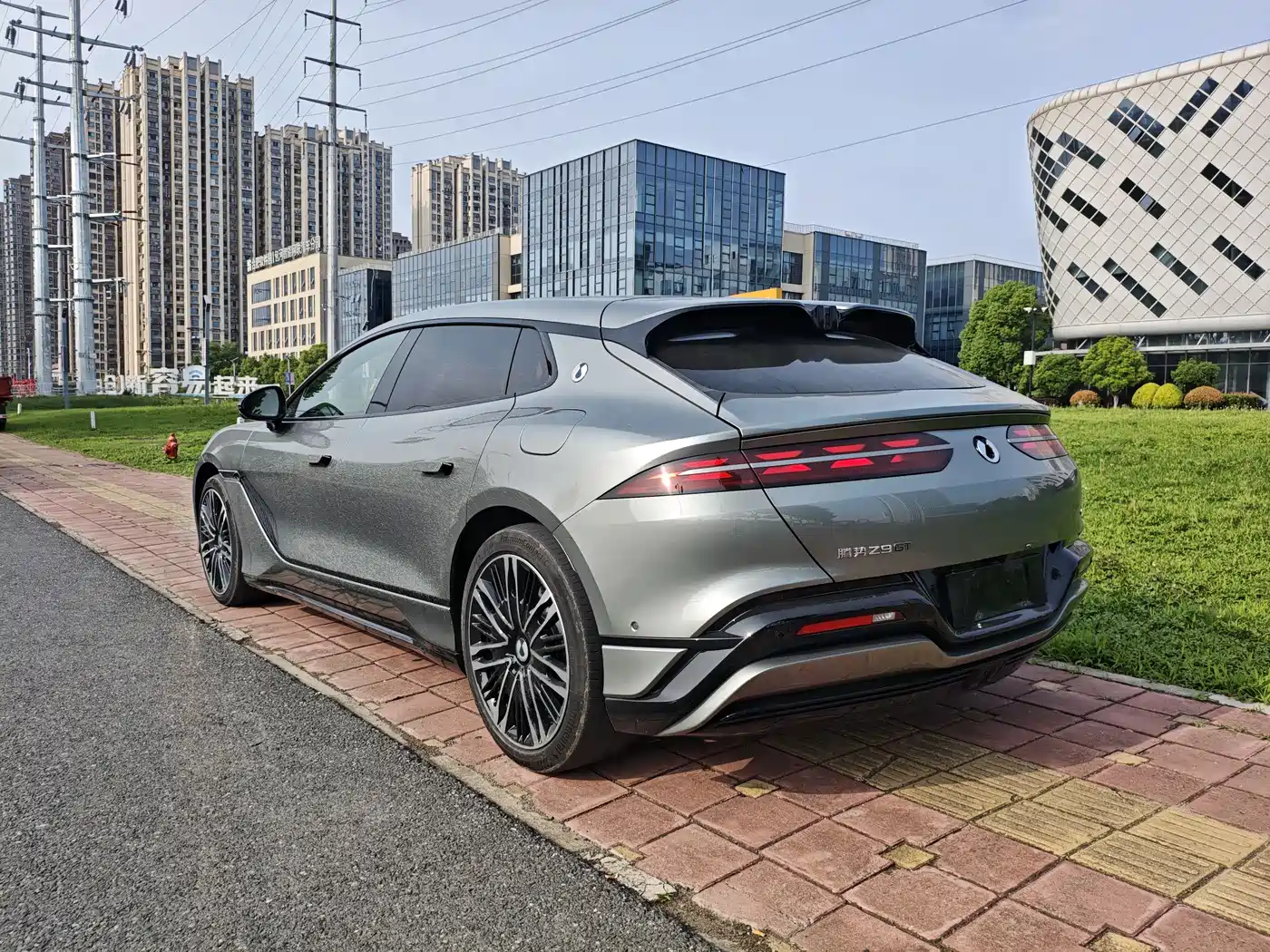 Denza Z9GT 2024 1100 AWD Ultra Edition фото 9