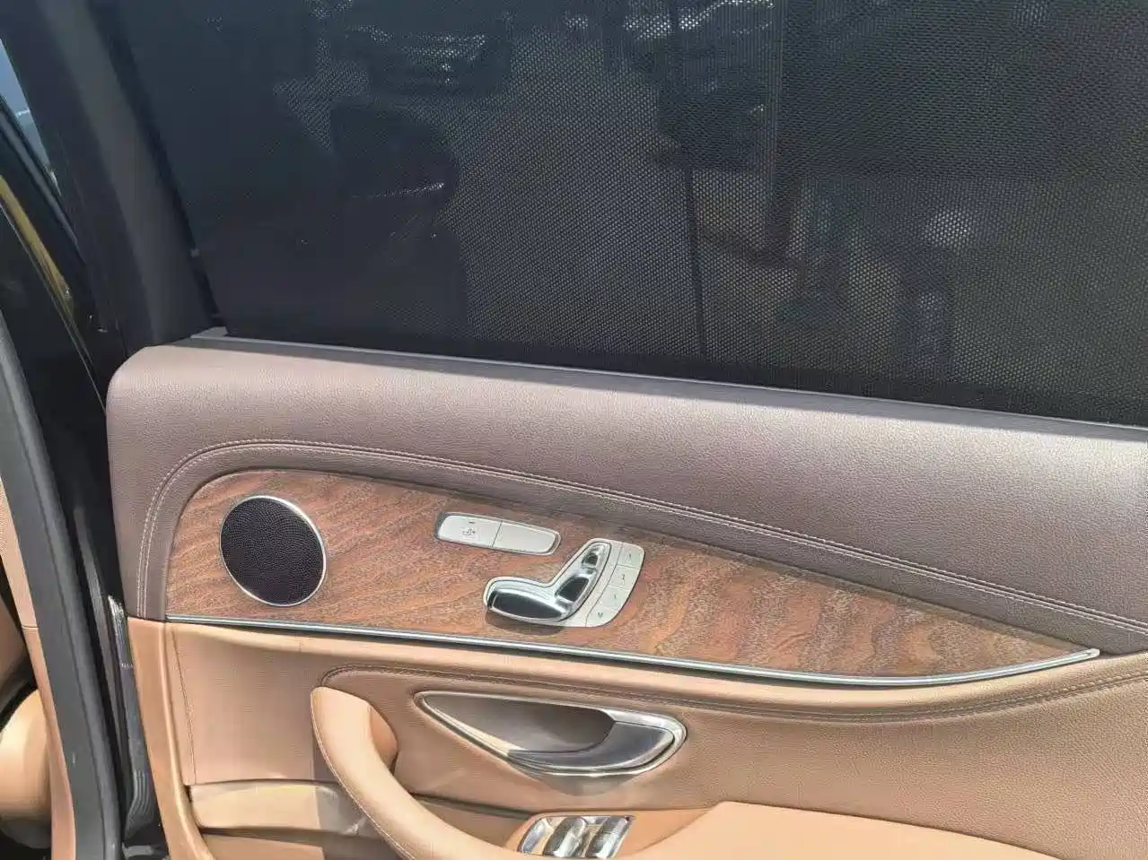 Mercedes-Benz E-Class 2019 E 300 L Luxury фото 9