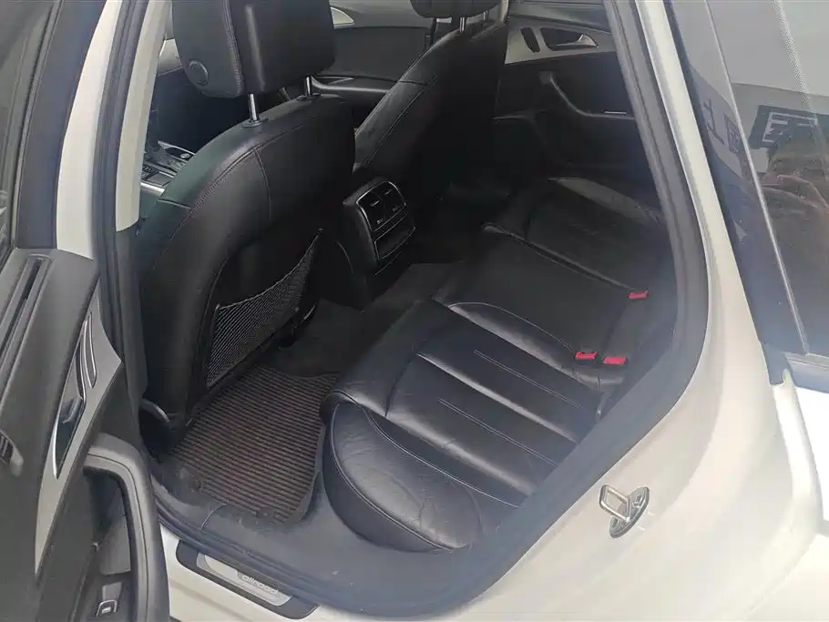 Audi A6 (Import) 2015 3.0T allroad quattro фото 11