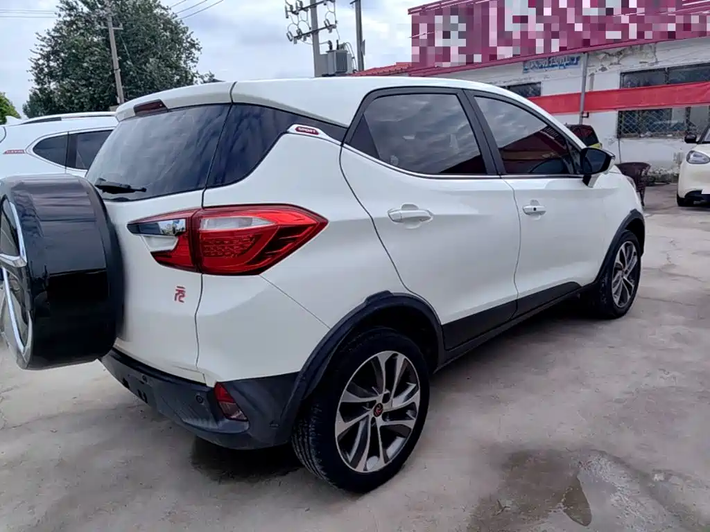 BYD Yuan 2017 2016 1.5L Automatic Luxury