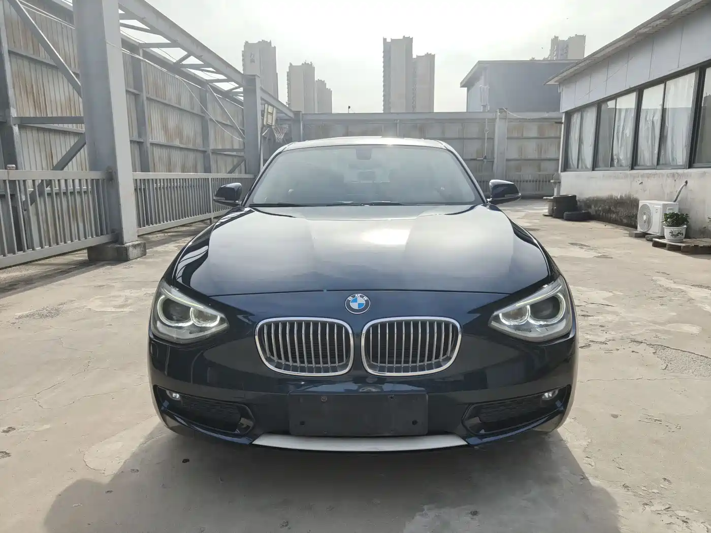 BMW 1 Series (Import) 2013 Facelift 116i Urban Model фото 3