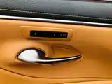 Фото 19 - Lexus ES