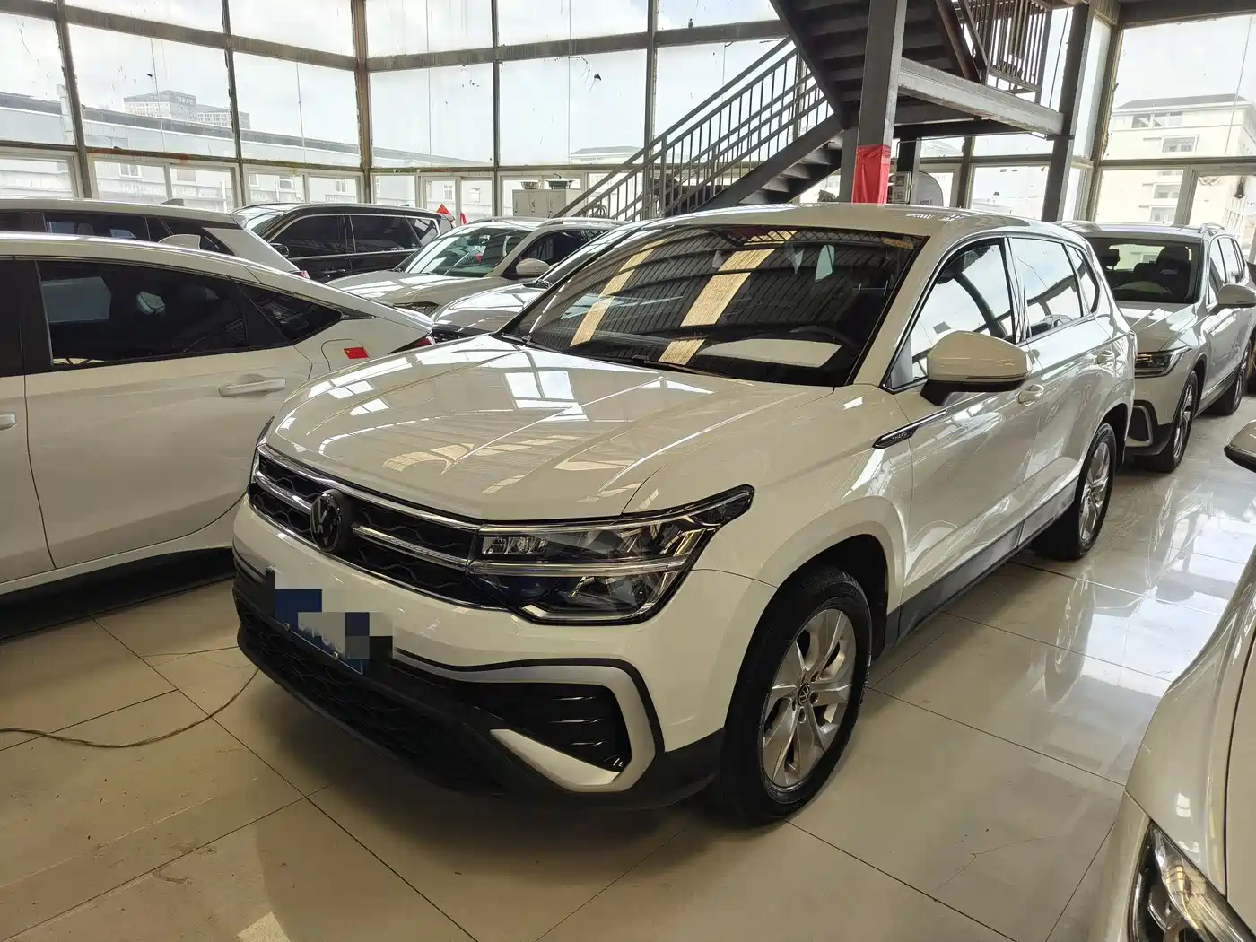 Volkswagen Tharu 2023 300TSI 2WD Full Moon Edition