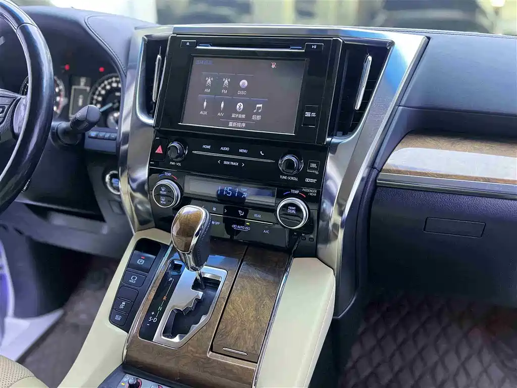 Toyota Alphard 2015 3.5L Premium Edition фото 13