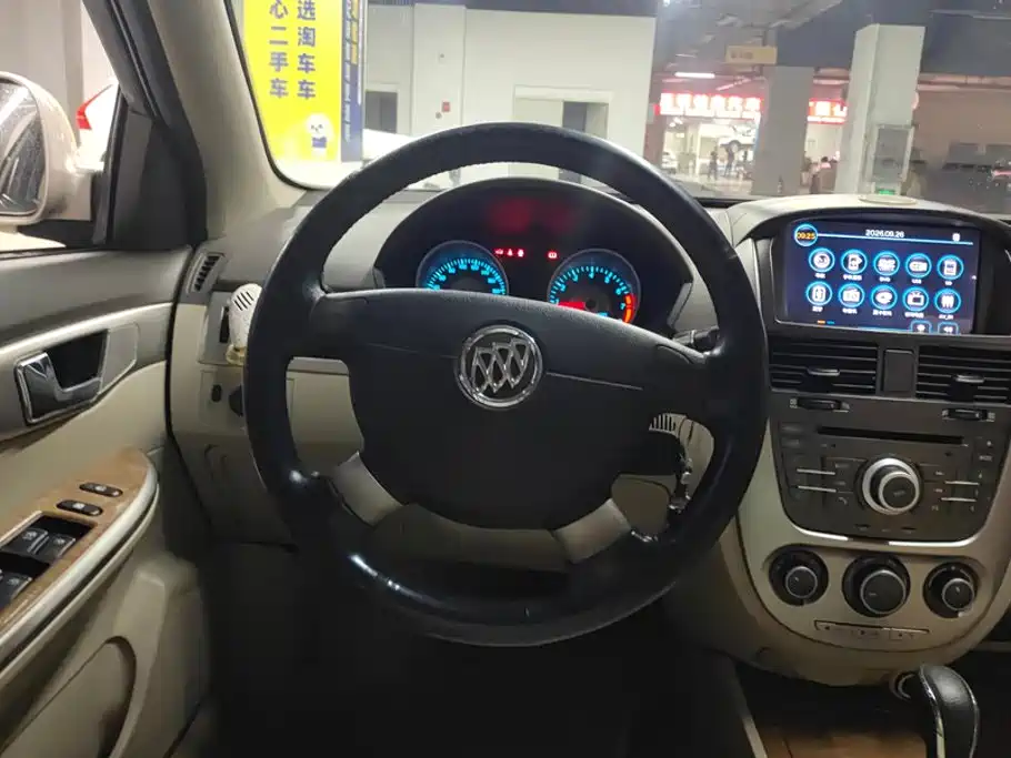 Фото 15 - Buick Excelle
