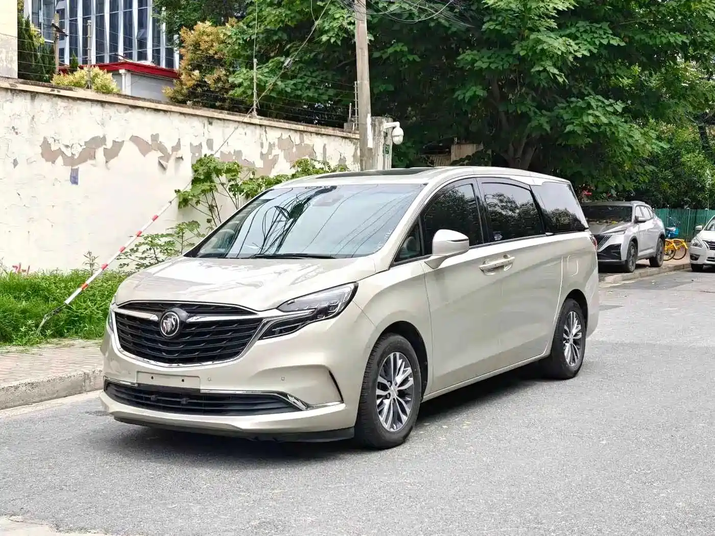Buick GL8