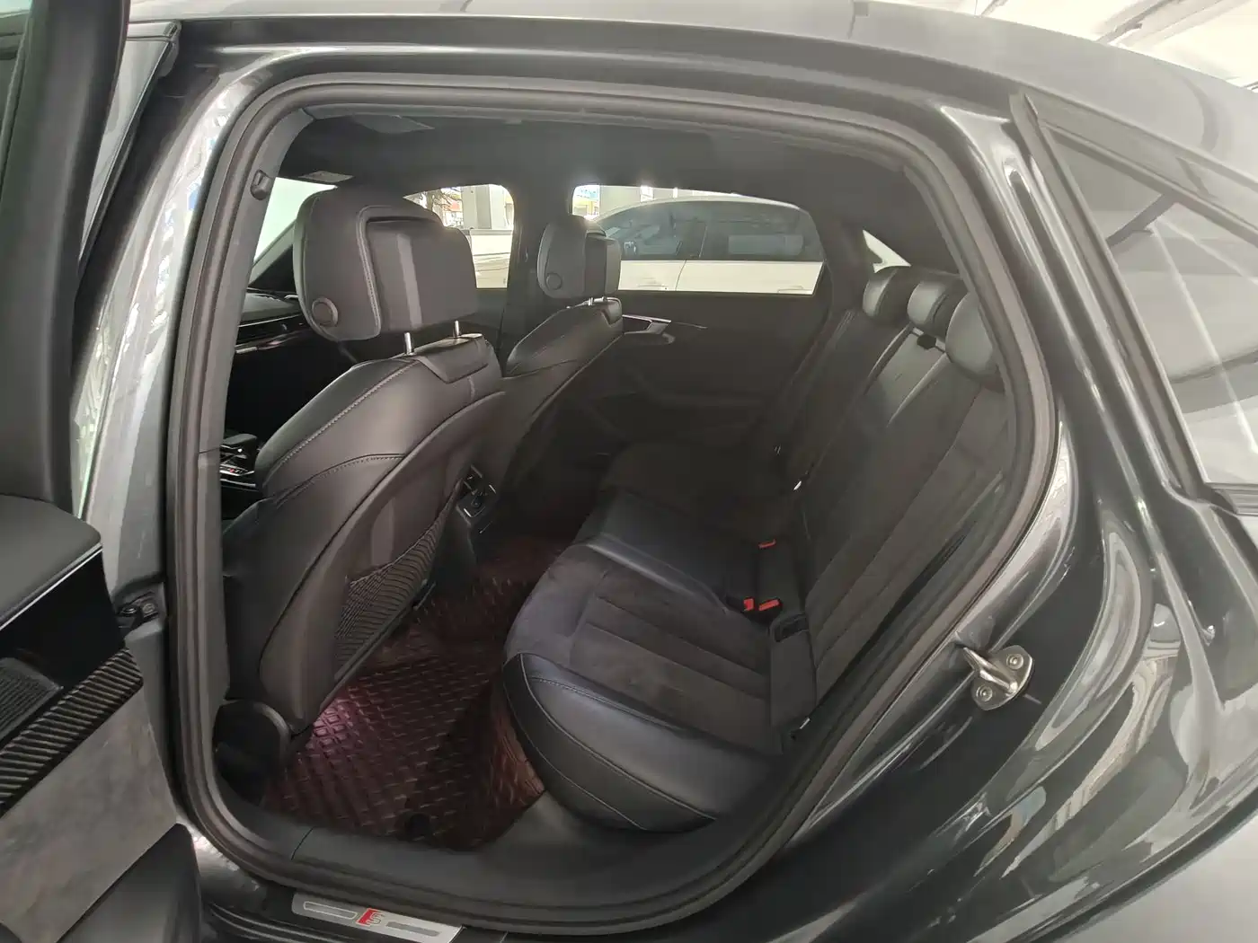 Audi A4L 2022 45 TFSI quattro Premium Dynamic фото 6