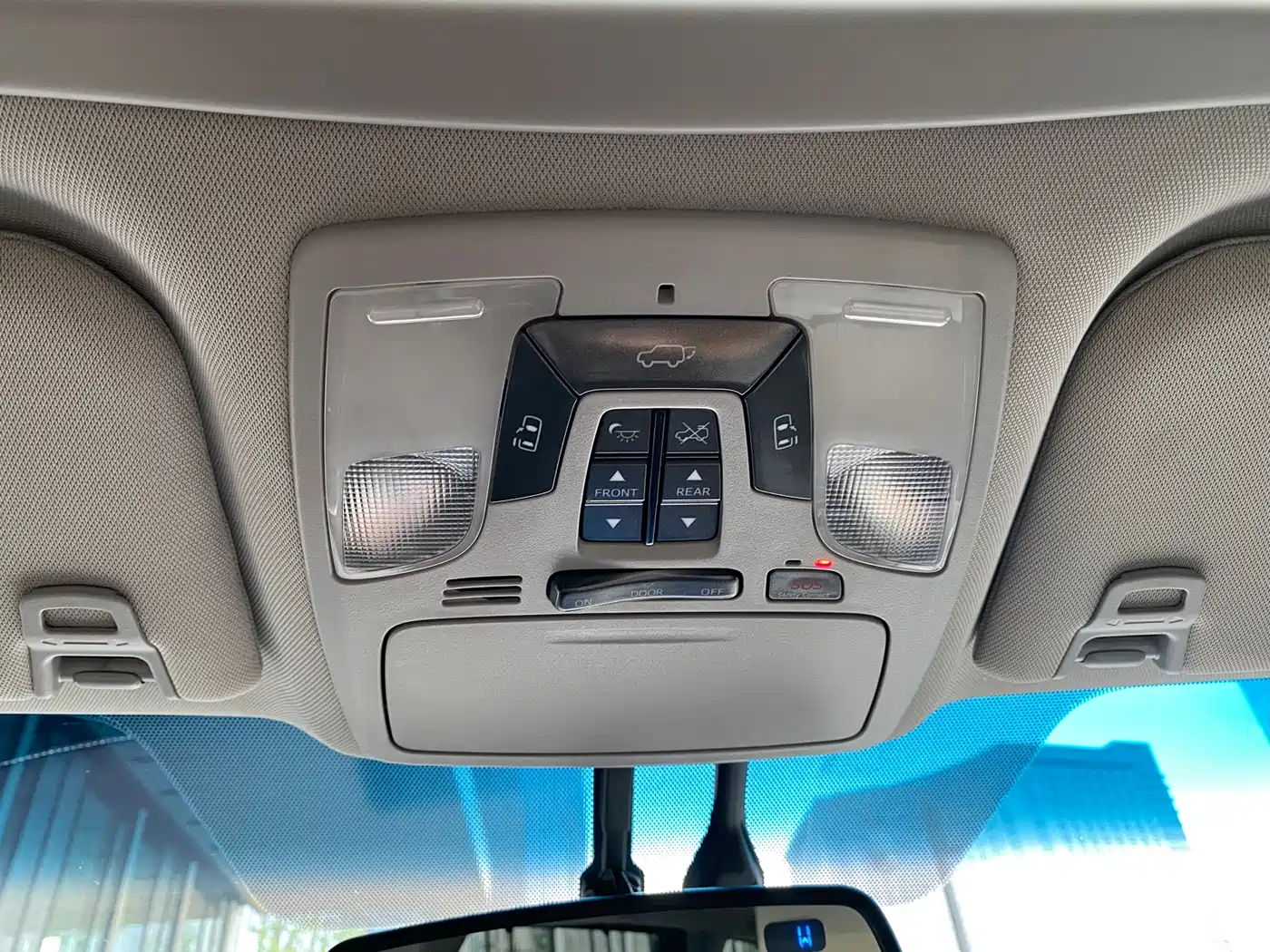Toyota Sienna 2015 3.5L 4WD L фото 15
