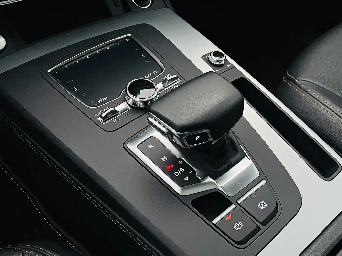 Audi Q5L 2018 40 TFSI Premium Fashion China VI фото 10