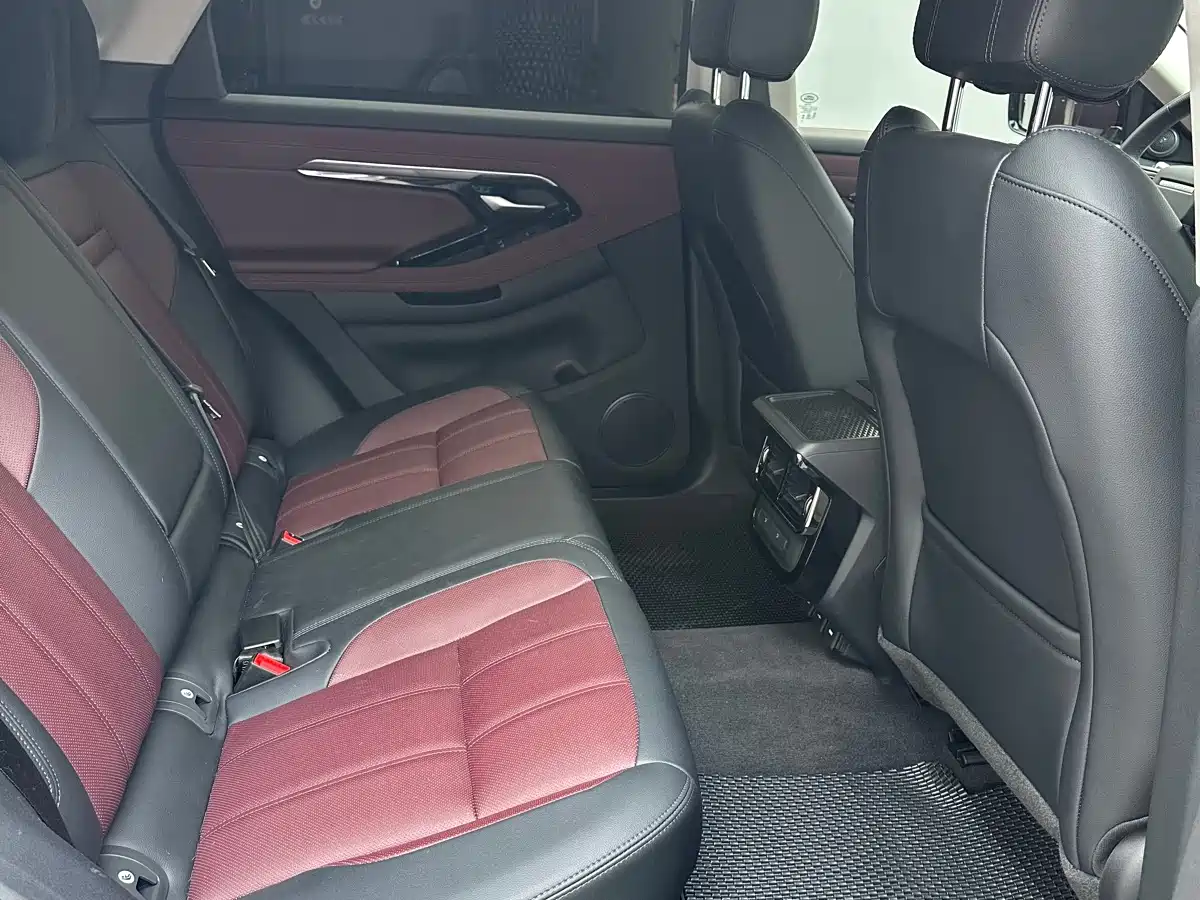 Land Rover Range Rover Evoque 2022 Facelift Range Rover Evoque L 249PS R-Dynamic Luxury фото 9