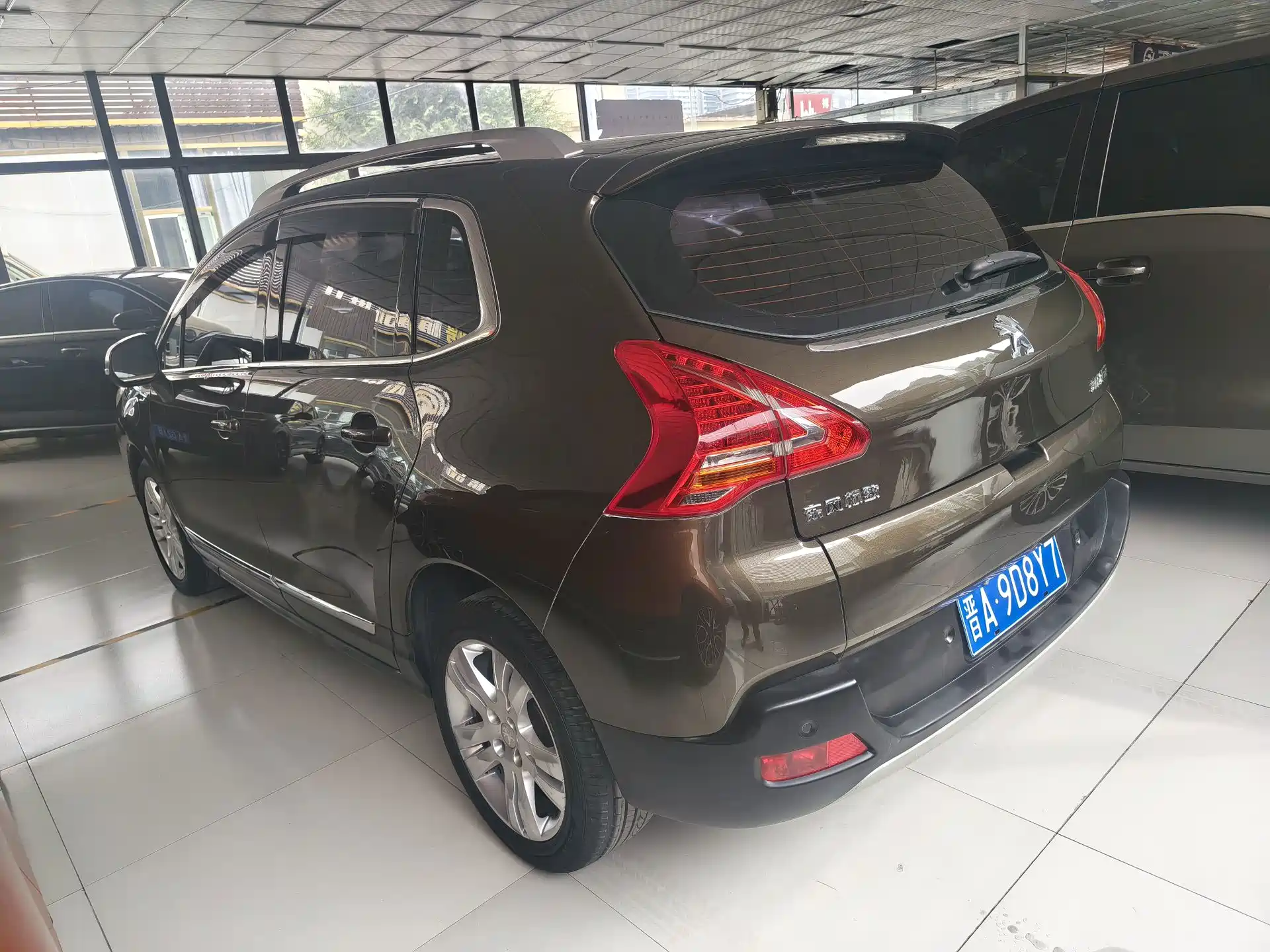 Photo 6 - Peugeot 3008