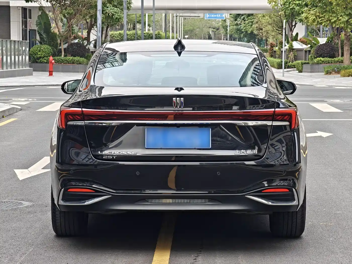 Buick LaCrosse 2023 Facelift 25T Overland Edition фото 9