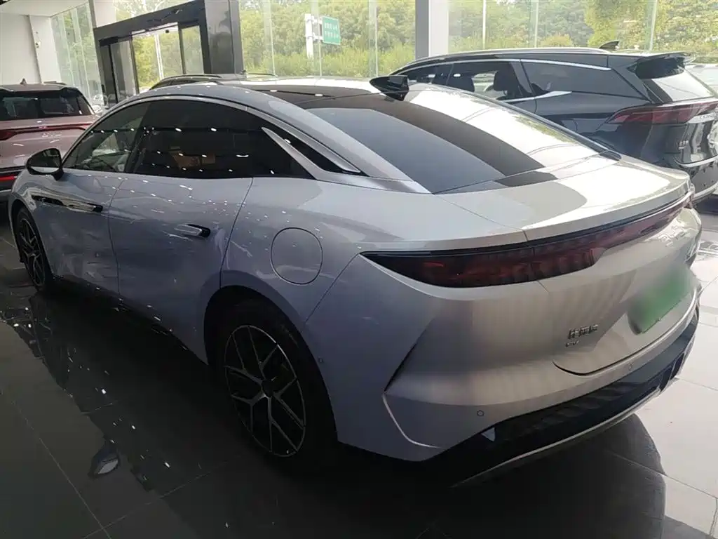 BYD Han L 2025 EV AWD LiDAR Flagship фото 5