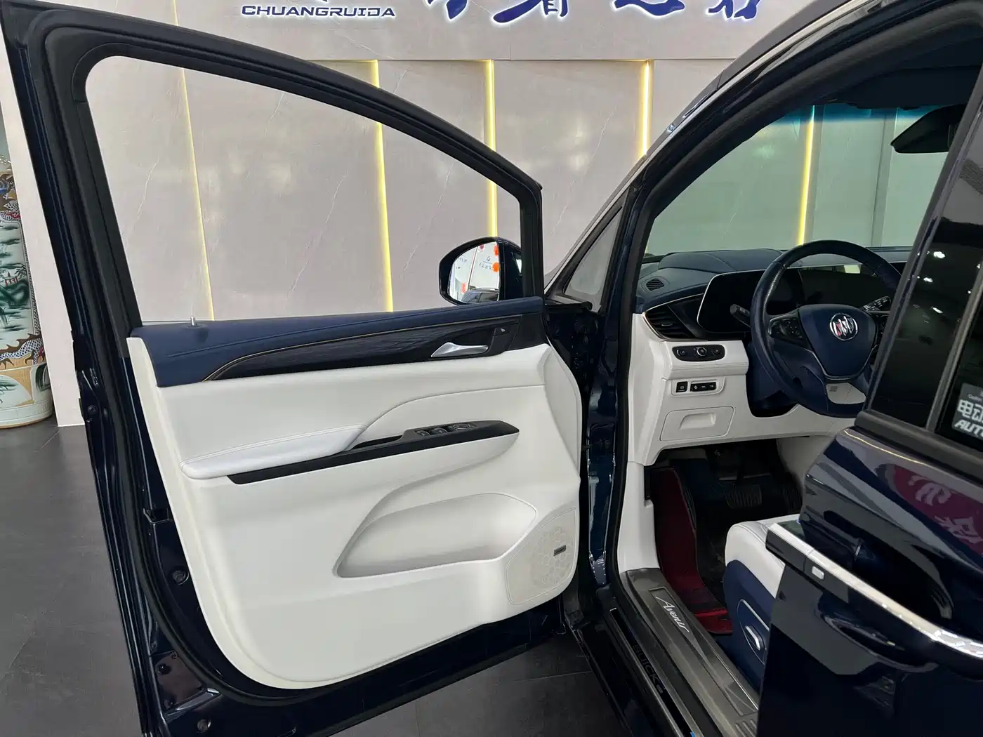 Buick GL8 2021 Avenir Aivia 4-Seater Prestige Edition фото 13