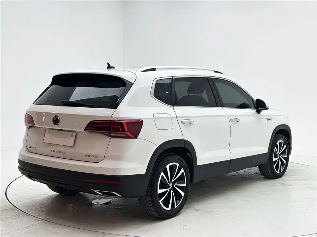 Volkswagen Tharu 2022 280TSI FWD Luxury Edition фото 6