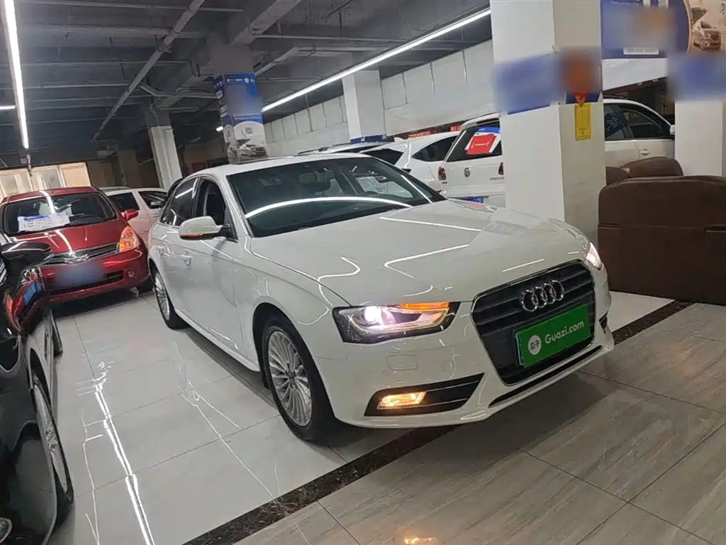 Audi A4L 2015 35 TFSI Auto Comfort фото 4