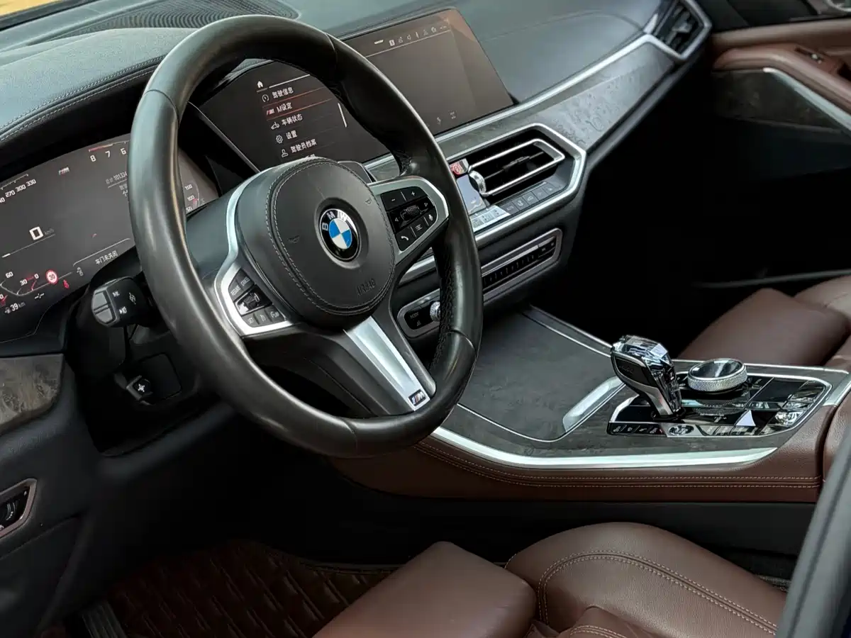 BMW X5 (Import) 2020 xDrive40i M Sport Package фото 11