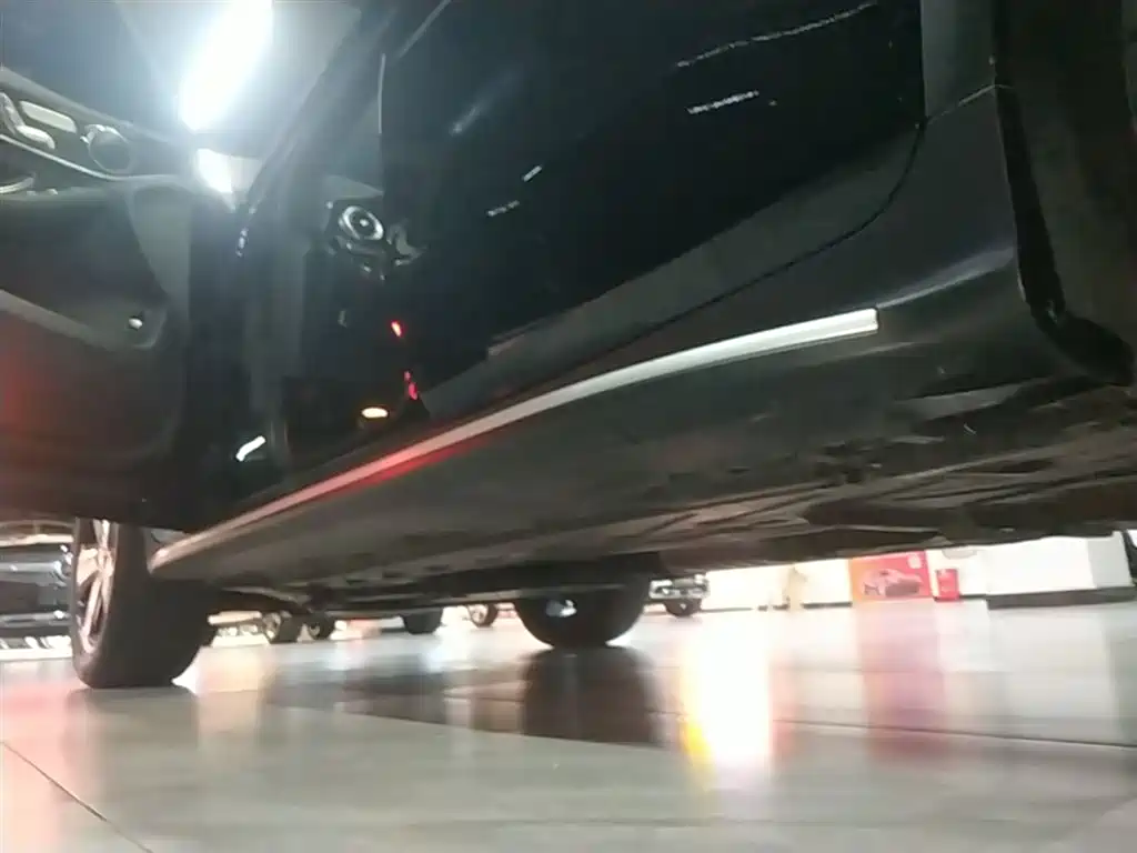 Mercedes-Benz GLC 2018 GLC 260 4MATIC Luxury фото 22