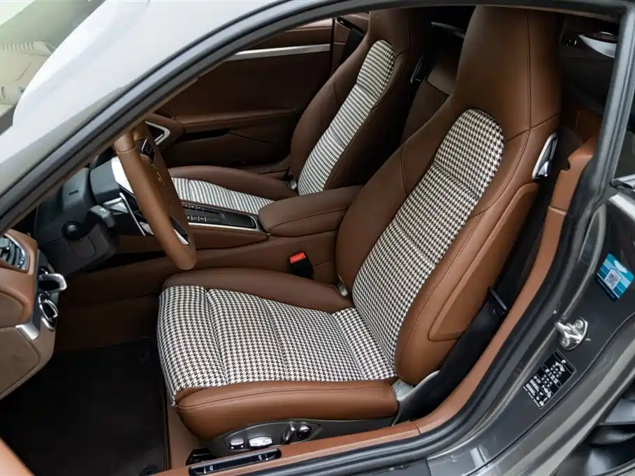 Porsche 718 2020 Cayman 2.0T фото 11