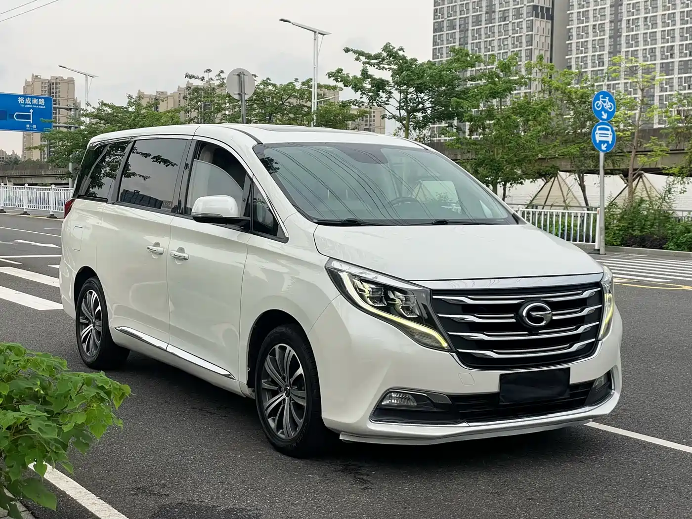 GAC Trumpchi Trumpchi M8 2018 320T Premium Edition фото 4