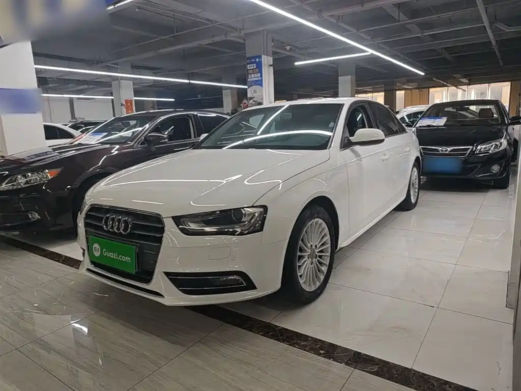 Audi A4L 2015 35 TFSI Auto Comfort