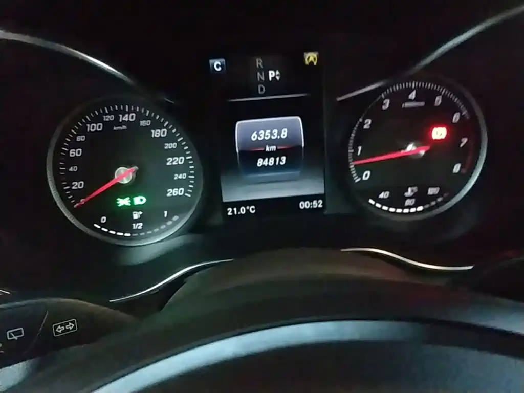 Mercedes-Benz GLC 2018 GLC 260 4MATIC Luxury фото 9