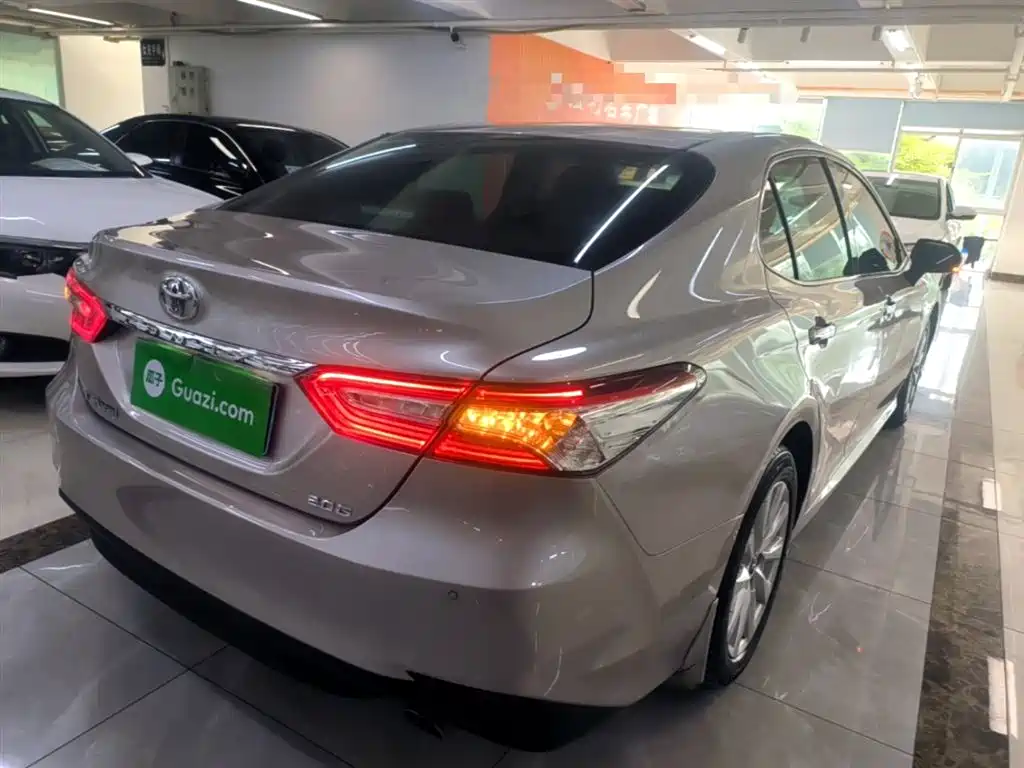 Toyota Camry 2019 Facelift 2.0G Luxury Edition фото 7