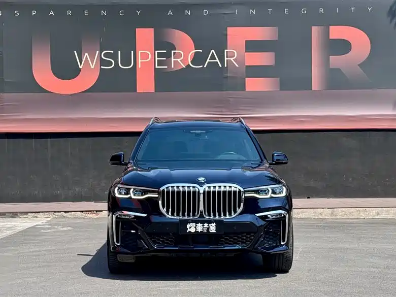 BMW X7 2019 xDrive40i Executive M Sport Package фото 2