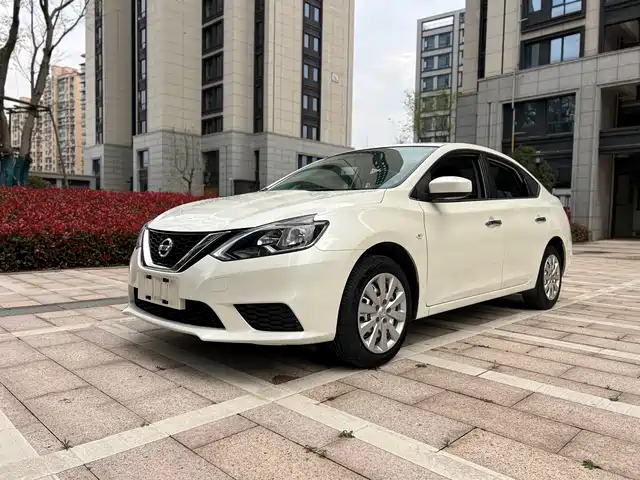 NISSAN XUAN YI