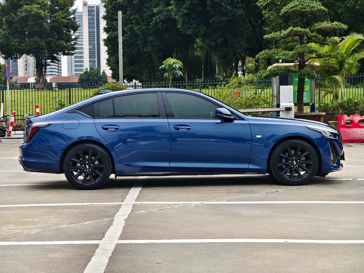 Cadillac CT5 2020 28T Platinum Sport фото 8